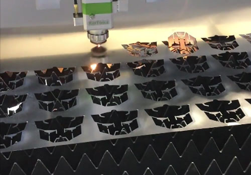 板材激光切割機.jpg 板材激光切割機.jpg