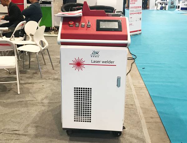 手持激光焊接機 手持激光焊接機